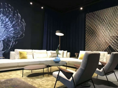 Design Director Ms. Peng Xiaoyan explores design trends at Milan exhibition